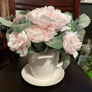 Spring large table arrangement